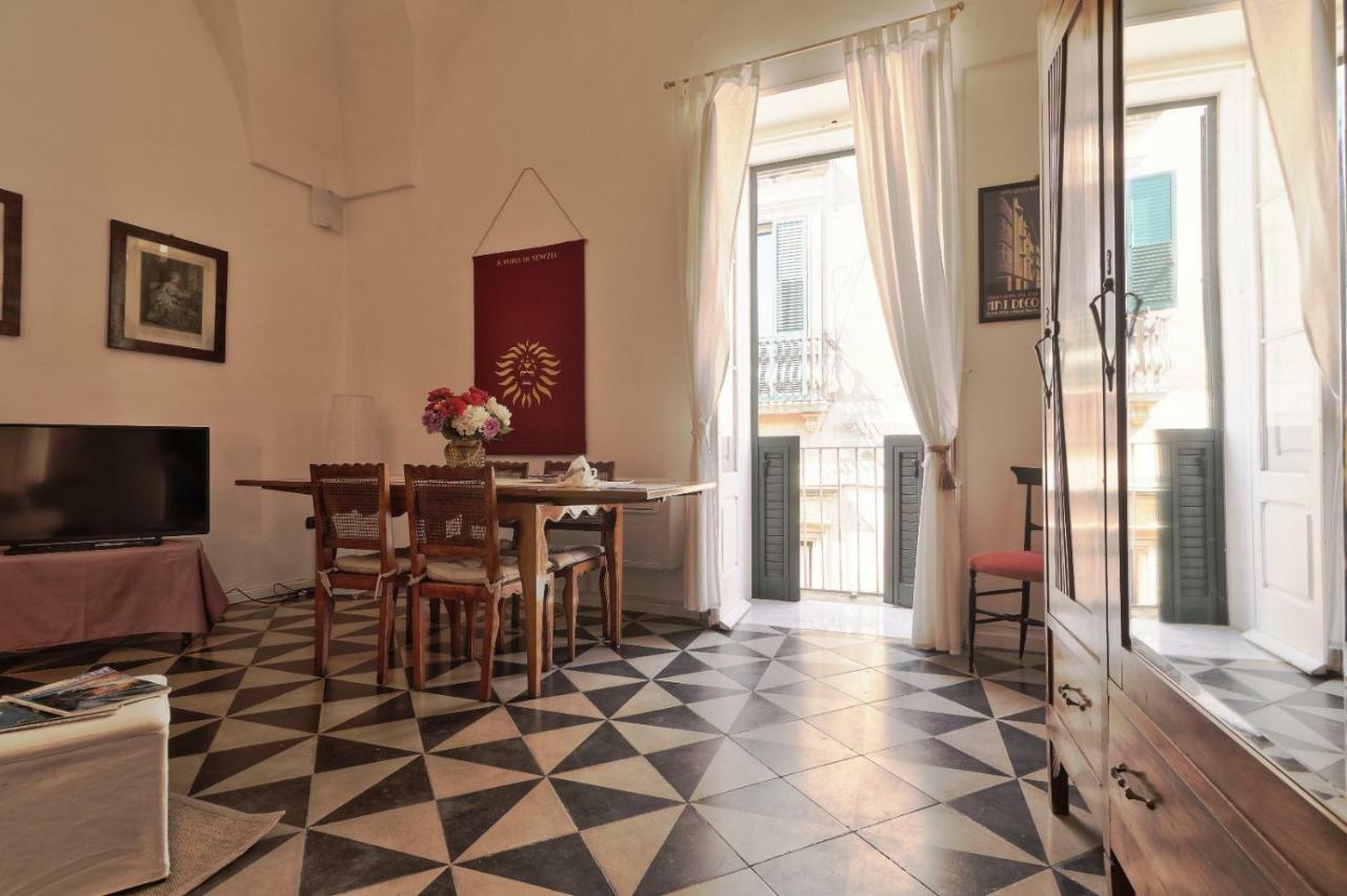 Slow Lecce - Old Town Apartment Sit 外观 照片