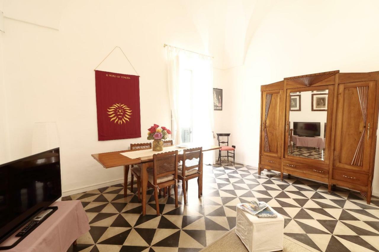 Slow Lecce - Old Town Apartment Sit 外观 照片