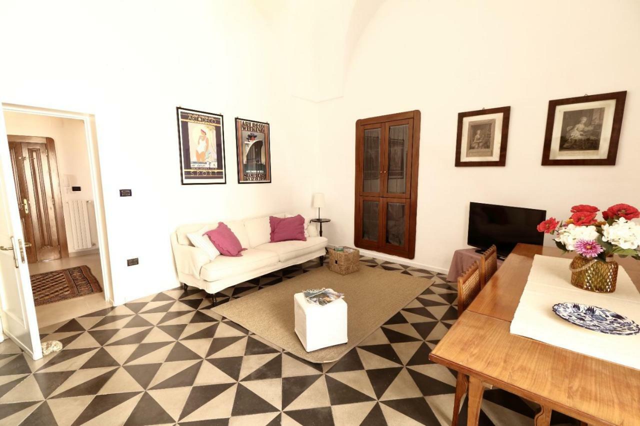 Slow Lecce - Old Town Apartment Sit 外观 照片